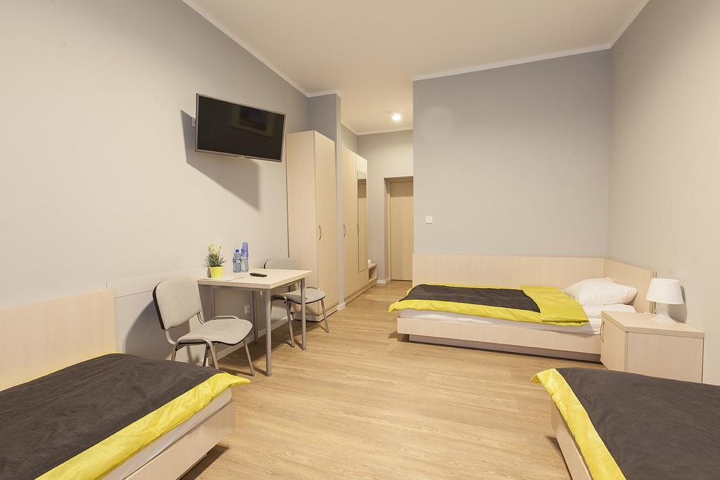 Inwest Osrodek Szkoleniowo-Wypoczynkowy Hotel สมาร์ดเซวิตเซ ภายนอก รูปภาพ