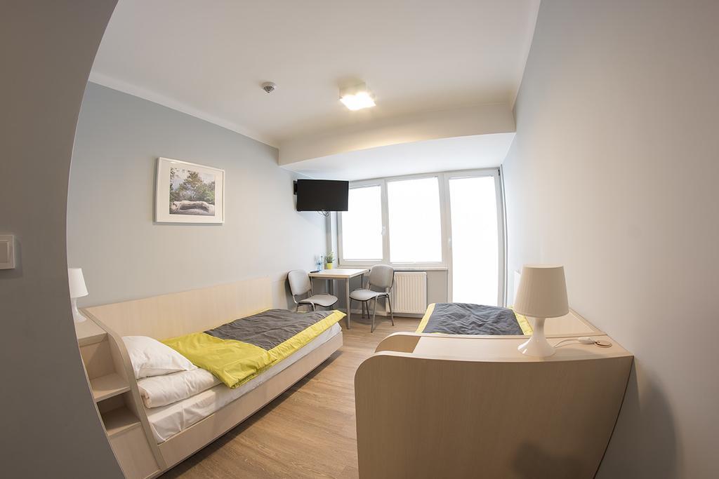 Inwest Osrodek Szkoleniowo-Wypoczynkowy Hotel สมาร์ดเซวิตเซ ภายนอก รูปภาพ
